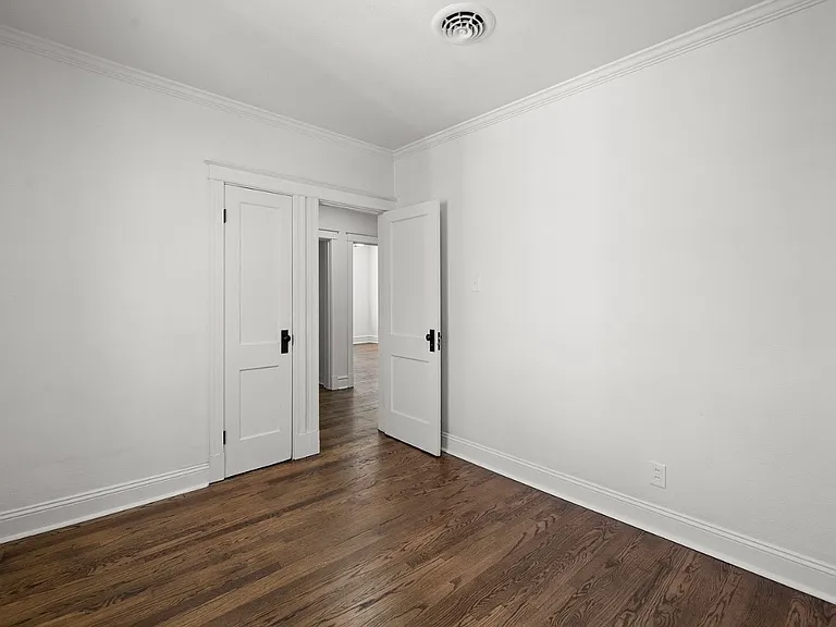 5006 Tholozan Ave #A — Photo 15