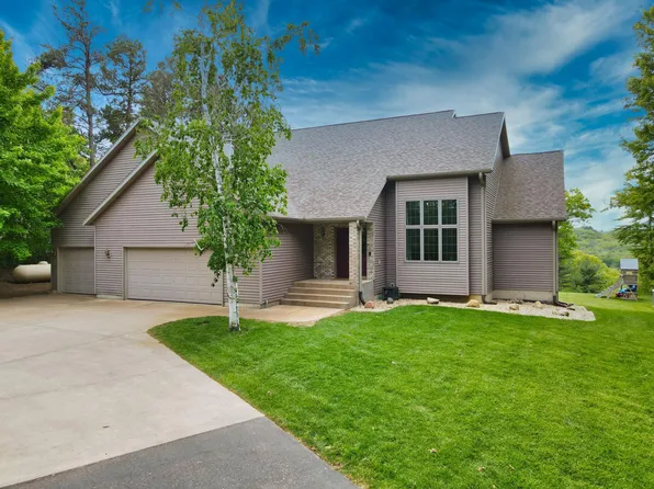 N1698 945th St, Eau Claire, WI 54701