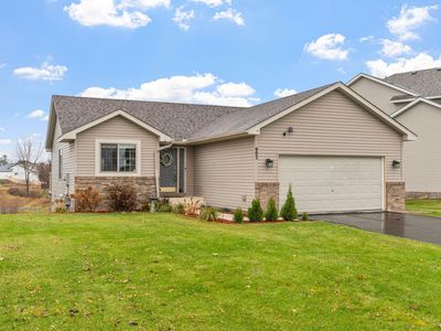 902 Isanti Pkwy NW, Isanti, MN, 55040