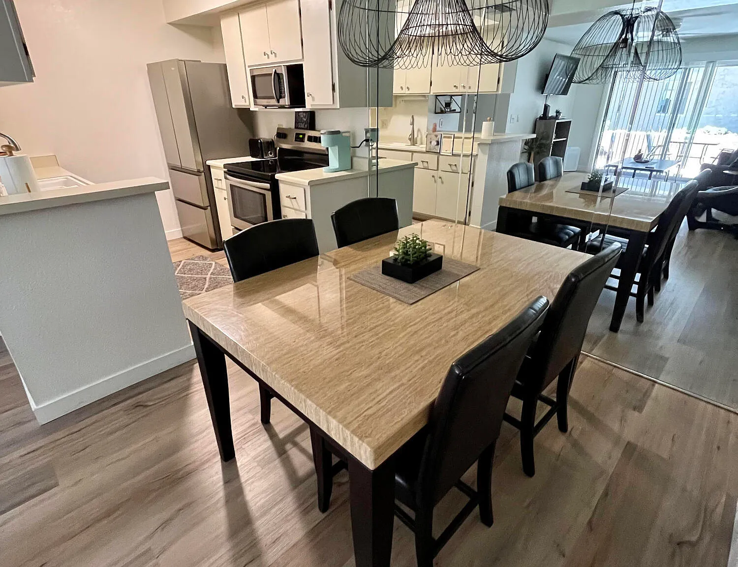 1 bed, 1.0 bath, 685 sqft, $1,450 — Photo 3