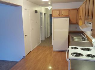 417 Camelot Dr, Anchorage, AK 99508