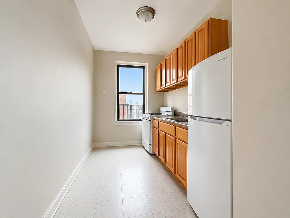 4109 9th Ave #408
