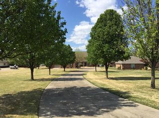 5037 Lake Breeze Rd, Grove, OK 74344