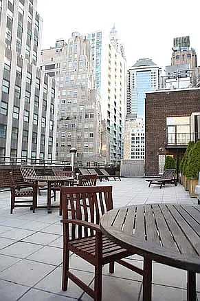 85 John St #7B — Photo 13