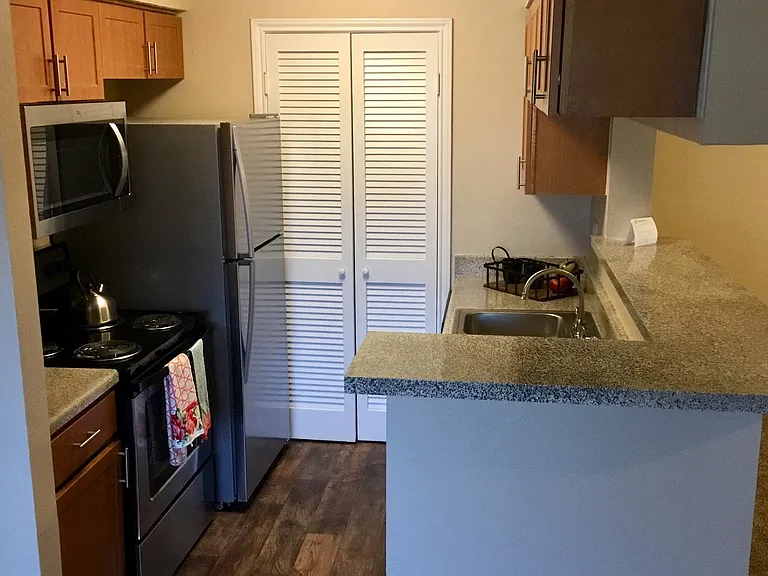 Timberglen Apartments — Photo 69