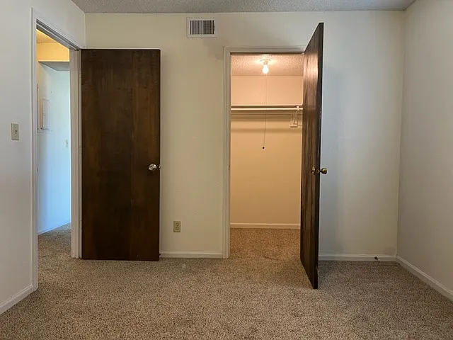 Tiblow Village Apartments — Photo 36