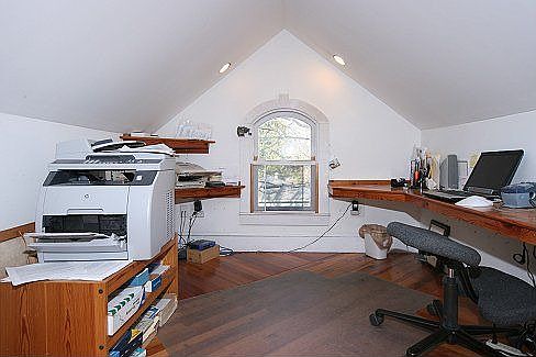 Cool Office or Bonus Room