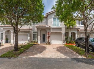 5622 NW 112th Ct, Doral, FL 33178