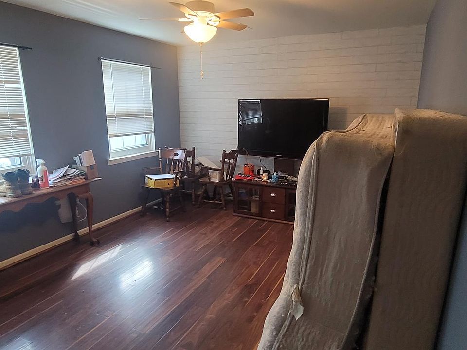 76 Stonegate Rd, Quakertown, PA 18951 Zillow