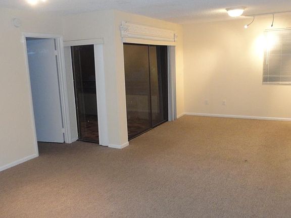 5th image of 20210 NE 3rd Ct APT 4