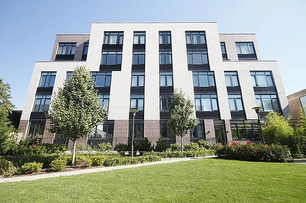 Rented by MNS | media 12