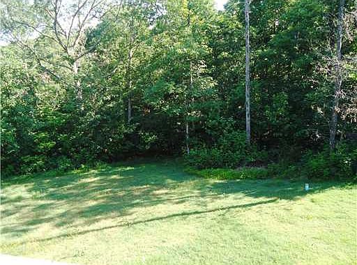 3rd image of 6 N Hanover Dr