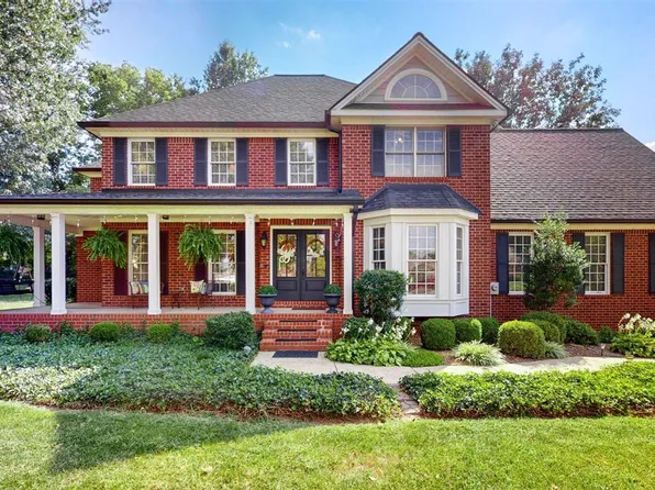 205 Mayfair Pl, Hopkinsville, KY 42240