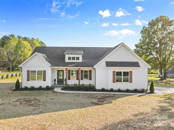 215 Scout Rd, Locust, NC 28097
