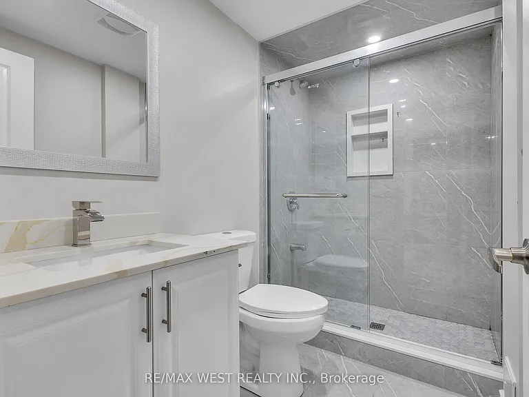 65 Port Royal Ave #LOWER — Photo 8