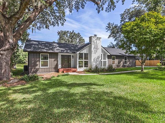 3rd image of 2668 Bantry Bay Dr