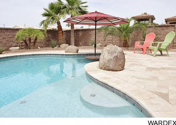 3rd image of 1861 Palo Verde Blvd N