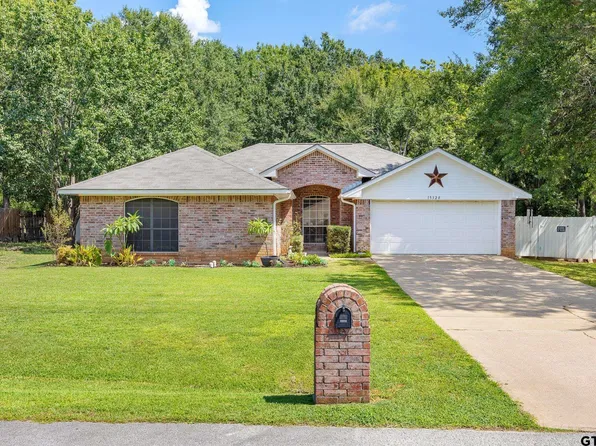 15320 Country Acres Dr, Lindale, TX 75771