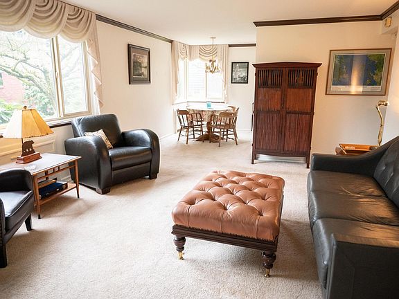 Living room that overlooks the courtyard.