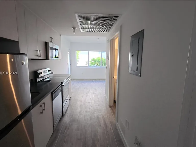 1035 Euclid Ave #25 — Photo 10