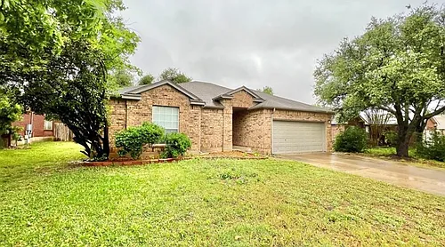 1803 Woodland Dr Photo 1