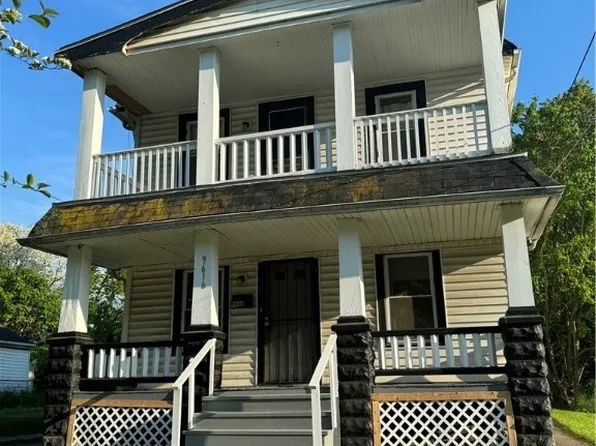 9616 Nelson Ave, Cleveland, OH 44105