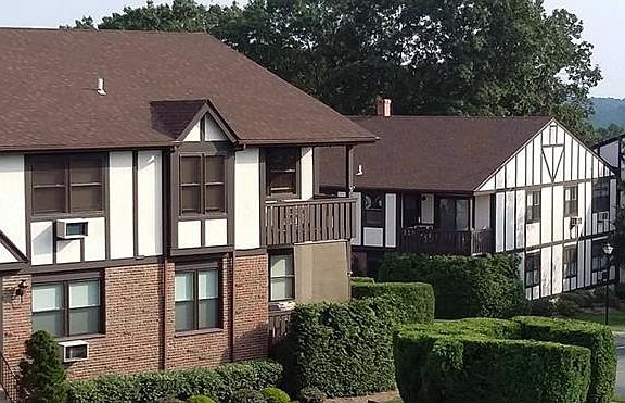 2nd image of 666 Sierra Vista Ln