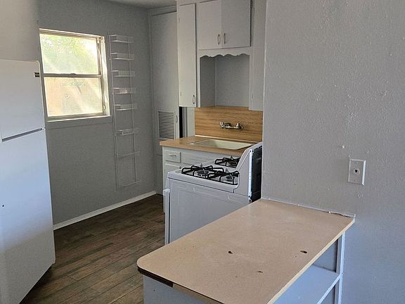 5th image of 1217 N 8th St #E