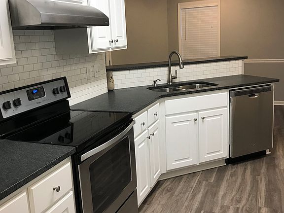 Stainless appliances