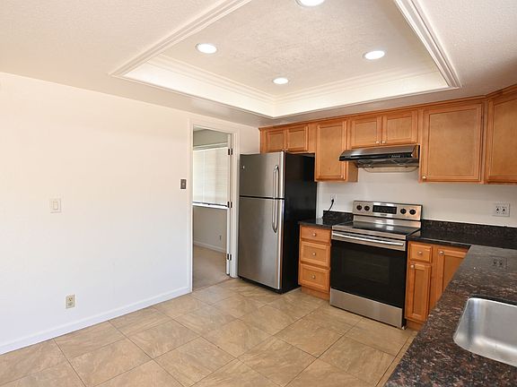 4th image of 47300 Havasu St