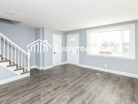 3rd image of 3412 Fleetwood Ave