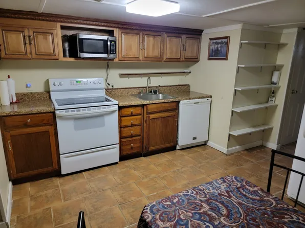 (undisclosed Address), Cranston, RI 02920