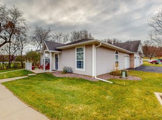 1932 Tiffany Cove Ln SW, Rochester, MN 55902