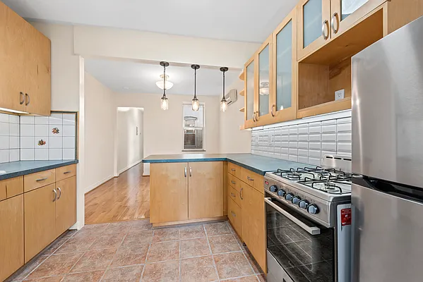 Rented by Douglas Elliman | media 13