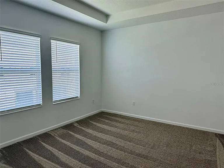 2452 Skyline Loop — Photo 5