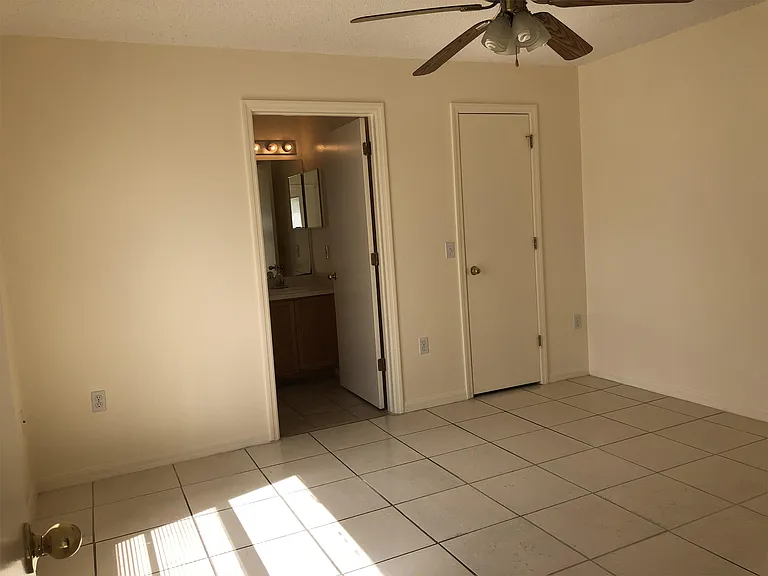 663 Heraldo Ct — Photo 8
