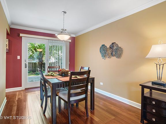 5th image of 252 Tamarack Dr