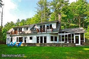 WATERFRONT ELEVATION