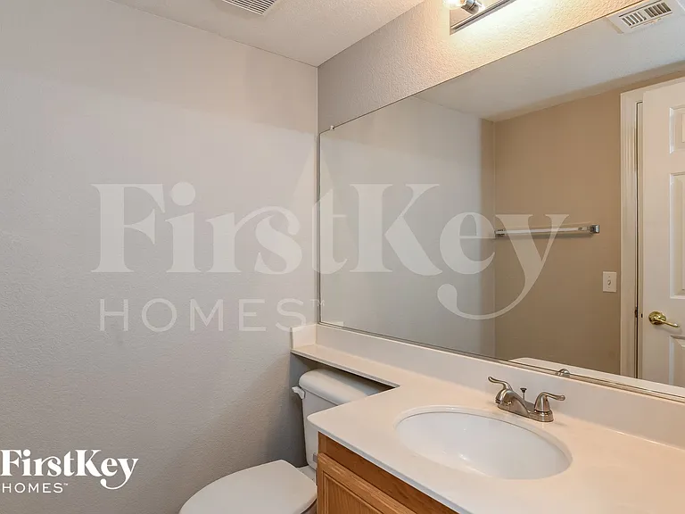 3932 Gold Point St — Photo 14