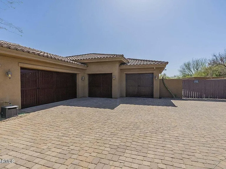 15135 E Monument Rd — Photo 57