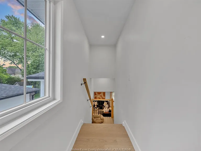 281 Brighton Rd — Photo 32