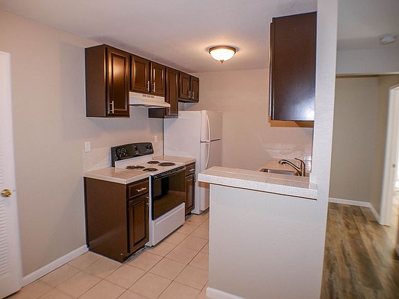 2nd image of 4470 50th St APT 2