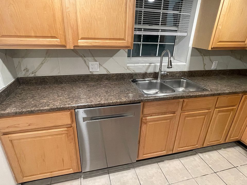 lots of counter space