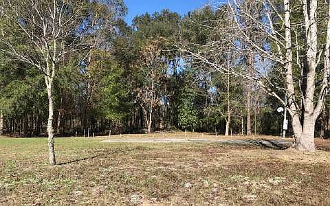 2nd image of 497 SE Sharon Ln
