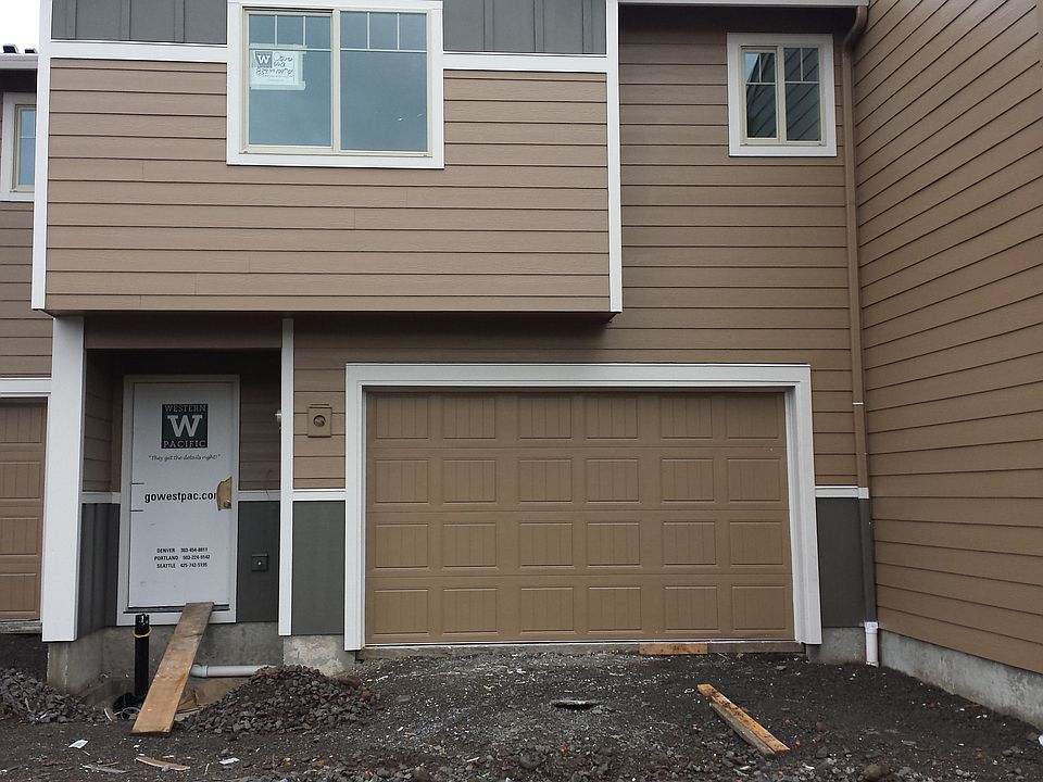1st image of 839 NE 109th Ct