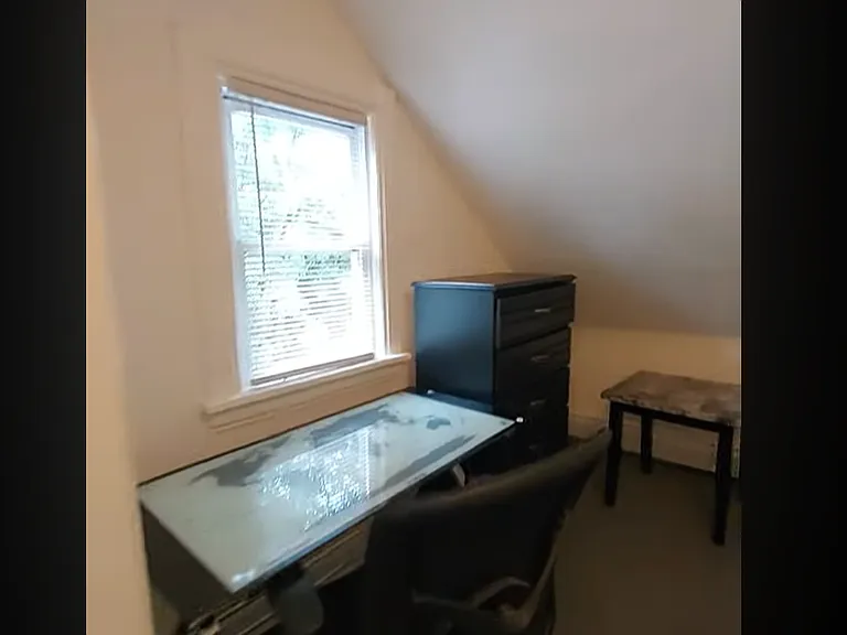 125 Highland Pl #4 — Photo 8