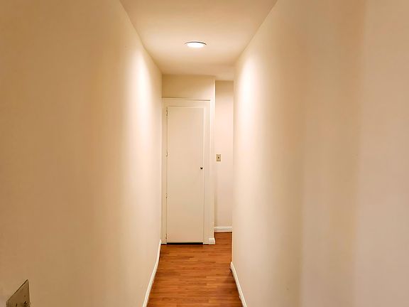 4th image of 432 S Normandie Ave APT 204