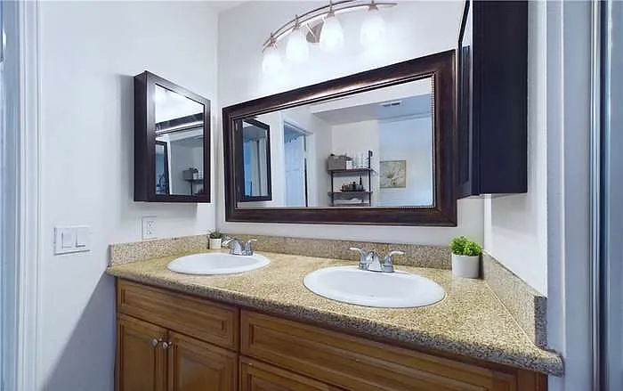 Monte Carlo Dr — Photo 19