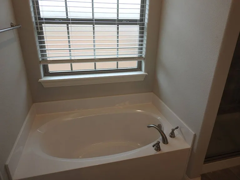980 Ashmore Landing Loop — Photo 3