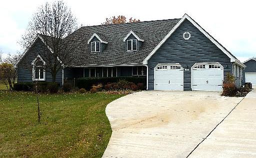 1st image of 19626 Woodside Dr
